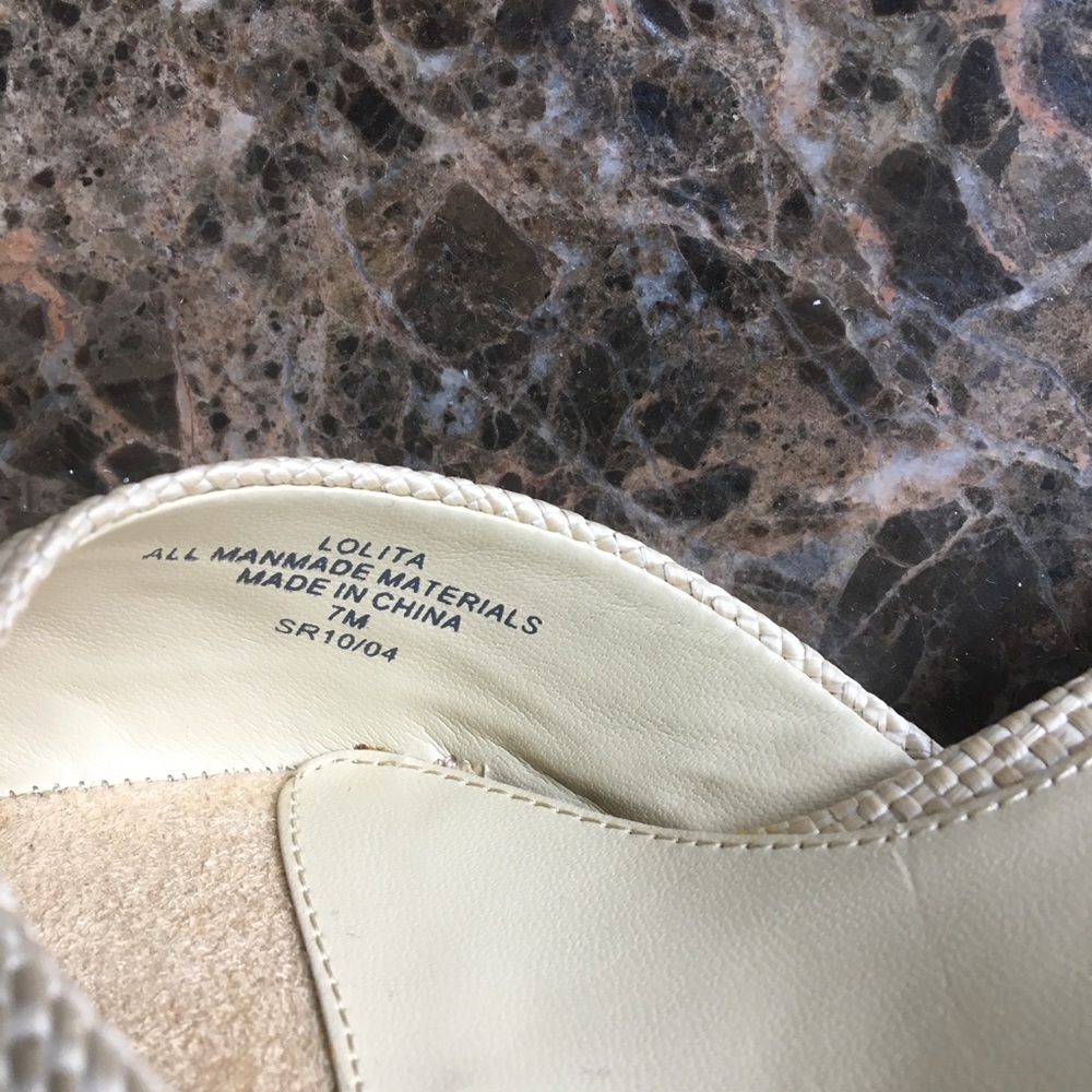 Shoes - Picture 5 of 5